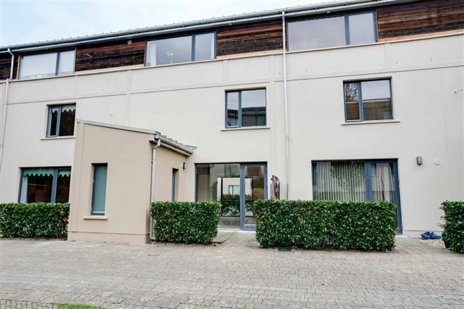 44 Parkview Close, Poppintree, D.11