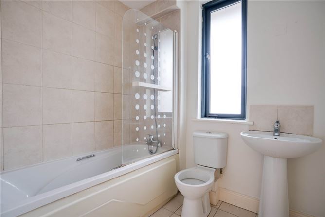 44 Parkview Close, Poppintree, D.11