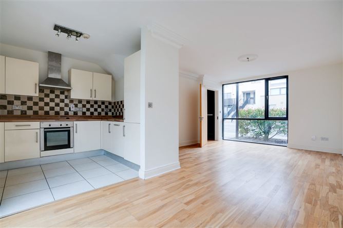 44 Parkview Close, Poppintree, D.11