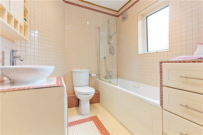 8 Hawthorn Manor, Blackrock, Co. Dublin