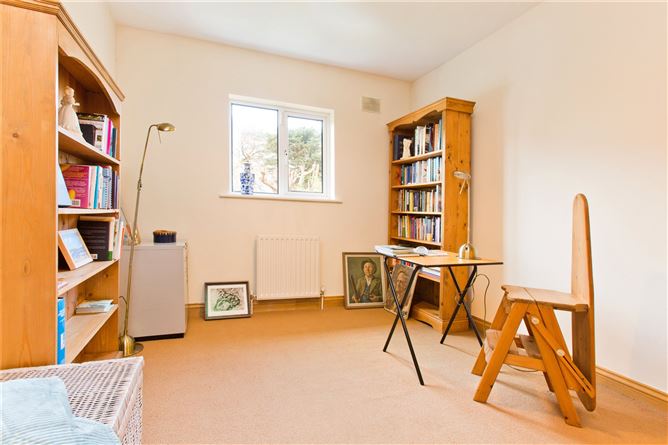 8 Hawthorn Manor, Blackrock, Co. Dublin
