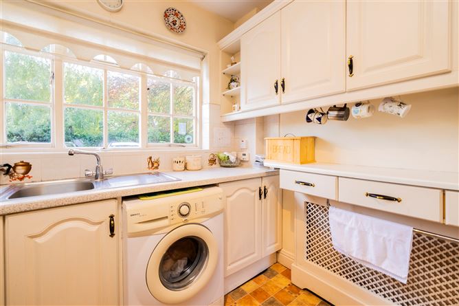 5 Camberley Elms, Upper Churchtown Road, Churchtown, Dublin 14