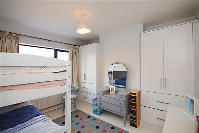 37 Dollymount Park, Clontarf,   Dublin 3