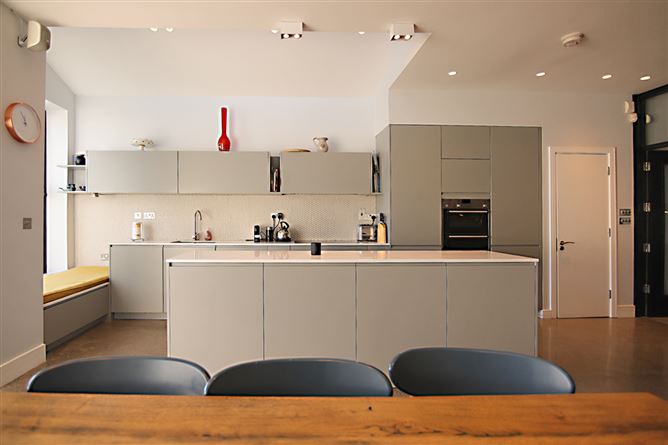 37 Dollymount Park, Clontarf,   Dublin 3