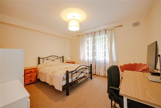 26 Tory Square, Waterville, Blanchardstown, Dublin