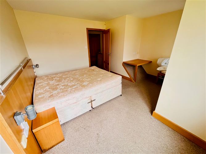 305 The Lodges Ballykisteen, Tipperary Town, Tipperary