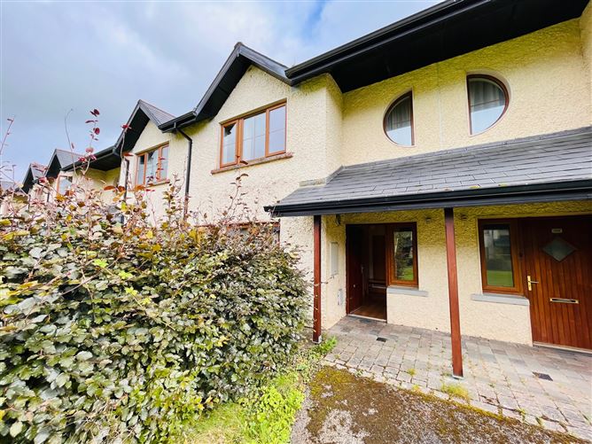 305 The Lodges Ballykisteen, Tipperary Town, Tipperary