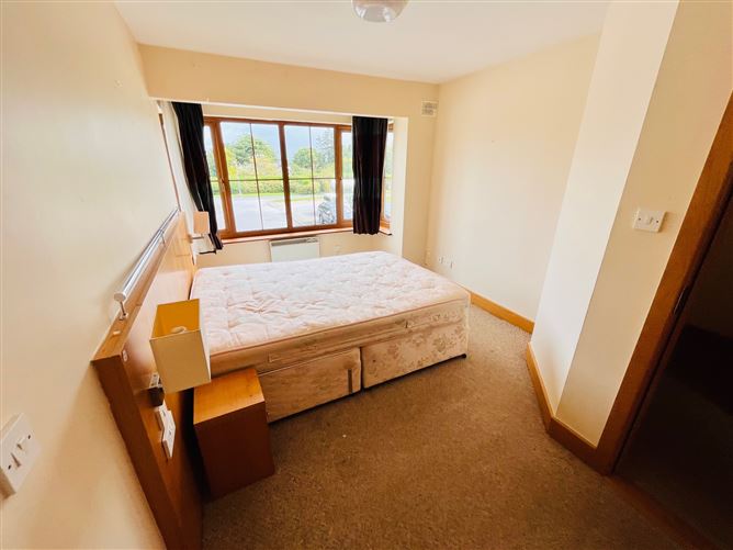 305 The Lodges Ballykisteen, Tipperary Town, Tipperary