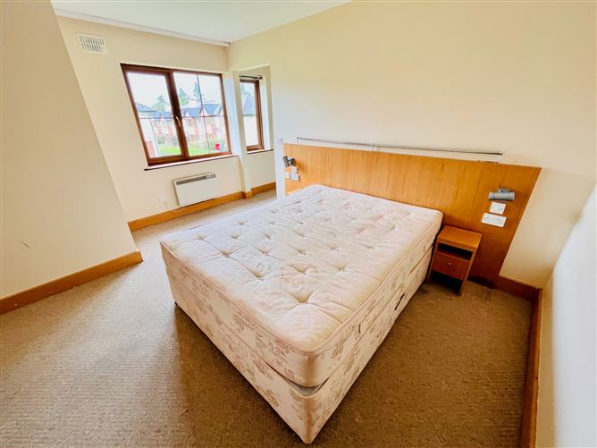 305 The Lodges Ballykisteen, Tipperary Town, Tipperary
