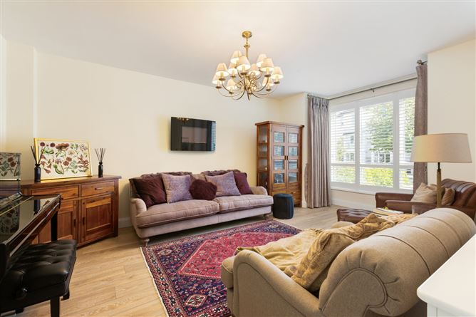 17 Blackberry Hill, Carrickmines, Dublin 18