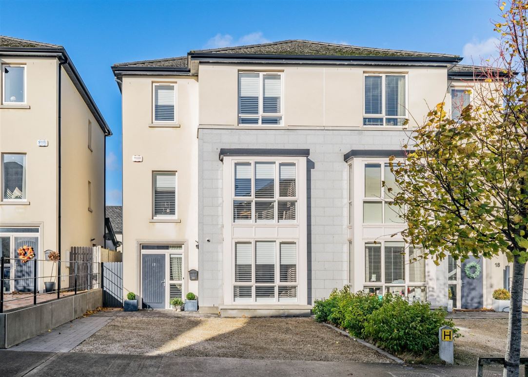 17 Blackberry Hill, Carrickmines, Dublin 18