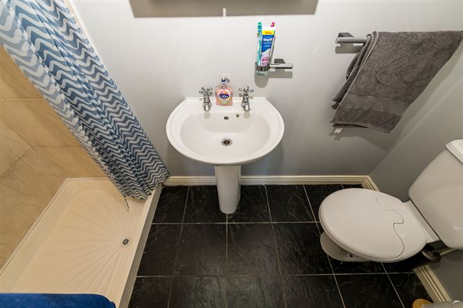15 Br Na Habhainn, Navan, Meath