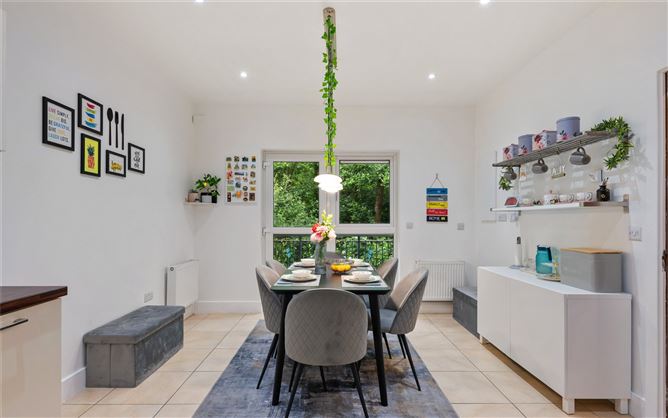 Apartment 7, Templegrove, Castletreasure, Douglas, Cork