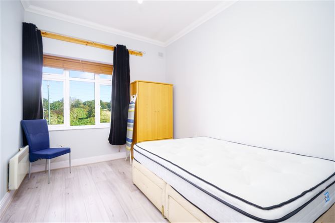 Apt 2 Sarsfield Court , Ballyfermot,   Dublin 10