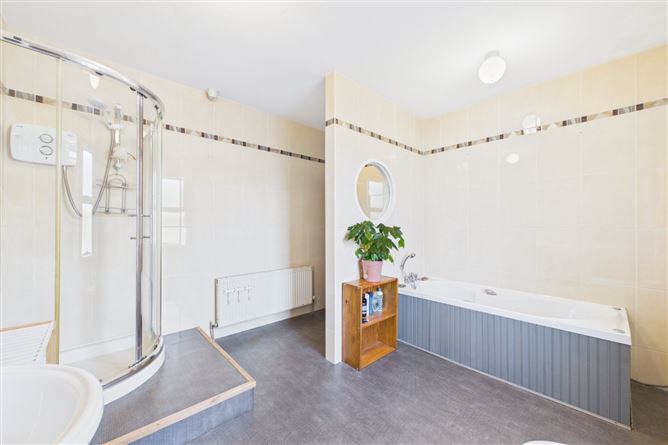 30 The Glen, Waterford City, Co. Waterford