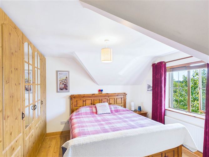 Photo 11 of 25 — 33 Milford Park, Ballinabrannagh, Carlow, County Carlow