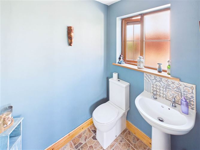 Photo 10 of 25 — 33 Milford Park, Ballinabrannagh, Carlow, County Carlow