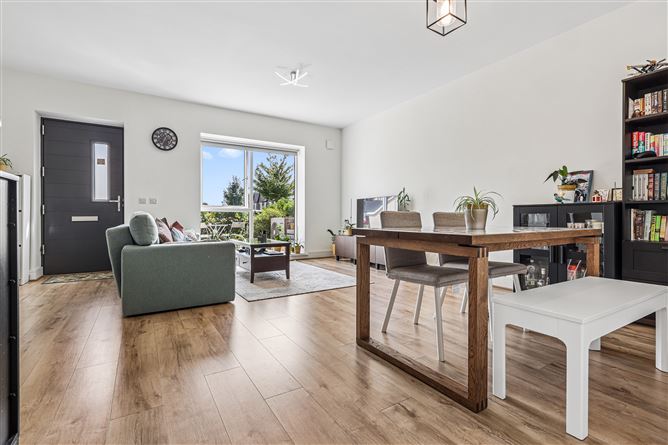 2 Mercer Lodge, Mercer Vale, Cherrywood, Dublin 18
