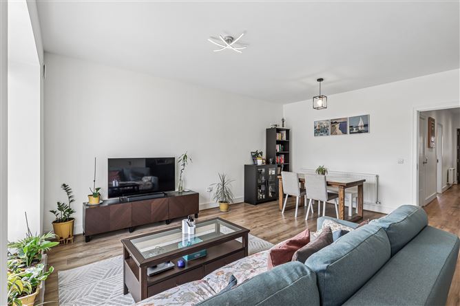 2 Mercer Lodge, Mercer Vale, Cherrywood, Dublin 18