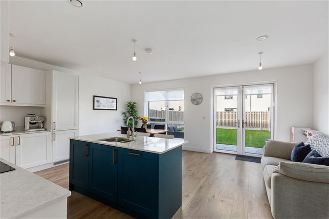 8 Halpin Grove, Rathnew, Wicklow