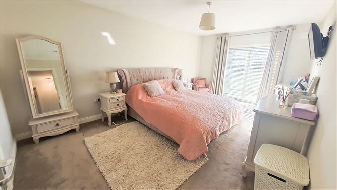 35 Oakhill, Gorey, Wexford