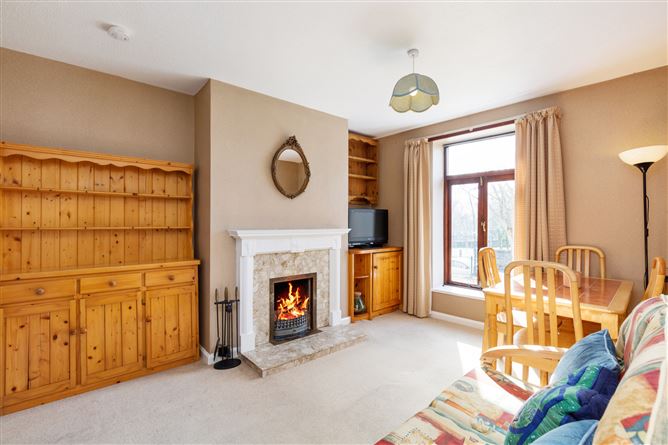 25 Crescent House, Marino Crescent, Clontarf, Dublin 3
