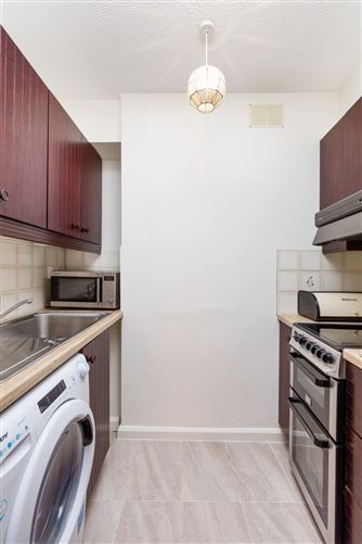 25 Crescent House, Marino Crescent, Clontarf, Dublin 3