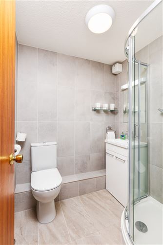 25 Crescent House, Marino Crescent, Clontarf, Dublin 3