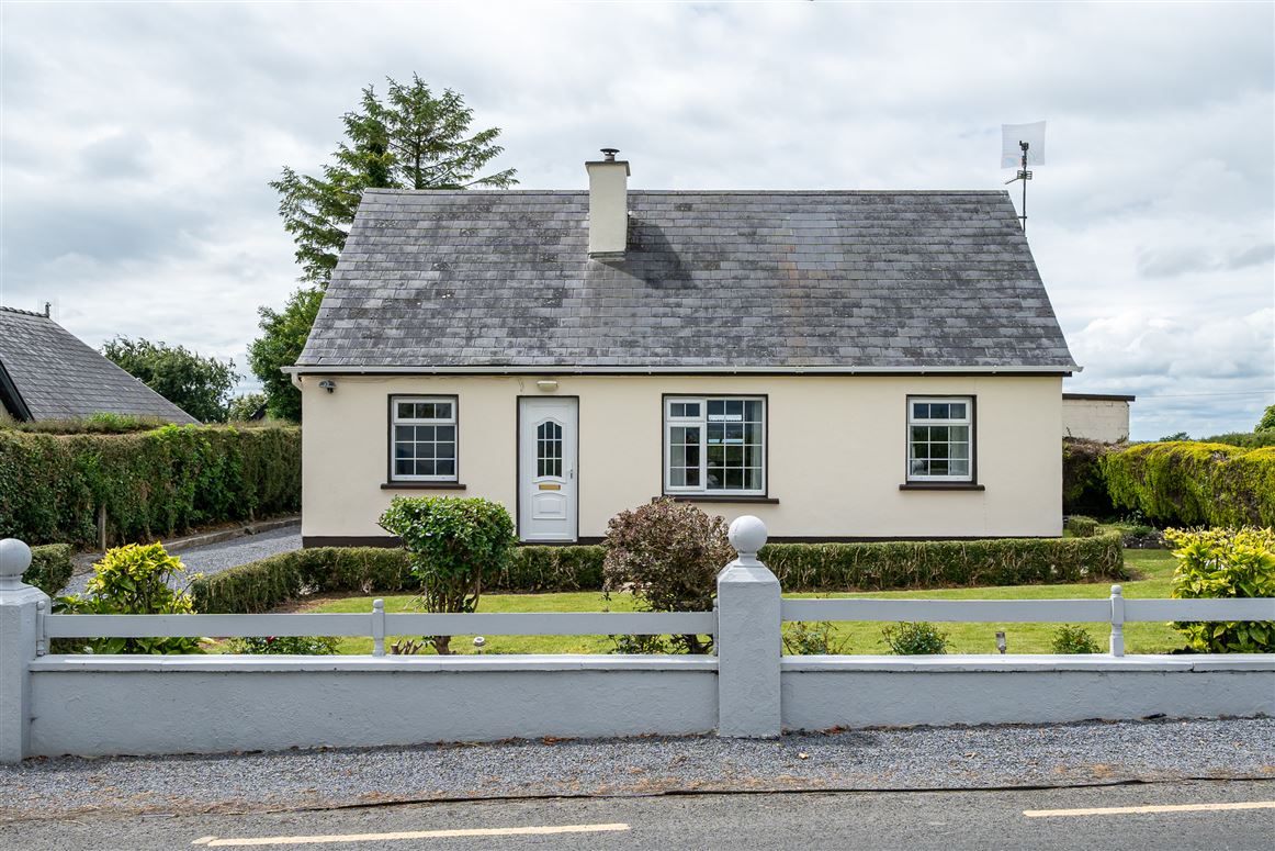 Redmount Hill, Lawrencetown, Ballinasloe, Galway