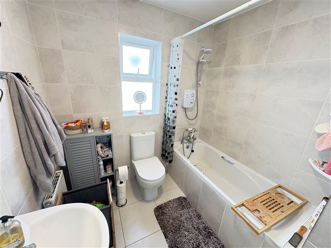 54 Ros Alainn, Macroom, Cork