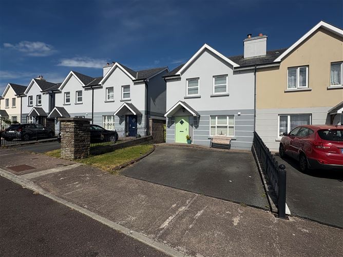 54 Ros Alainn, Macroom, Cork