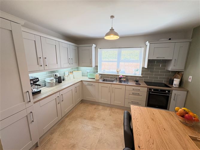 54 Ros Alainn, Macroom, Cork