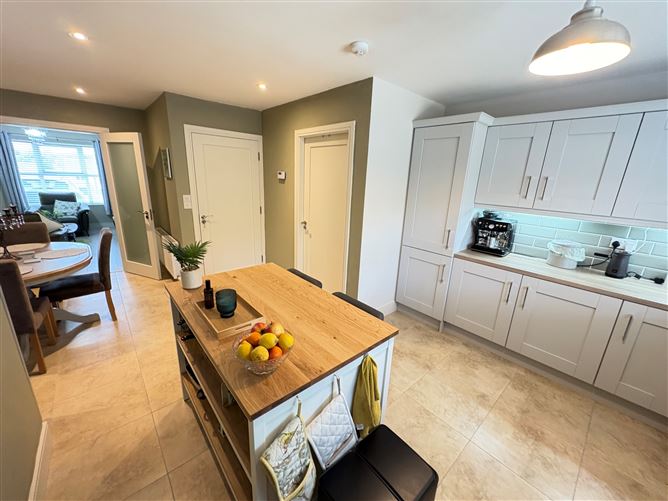 54 Ros Alainn, Macroom, Cork