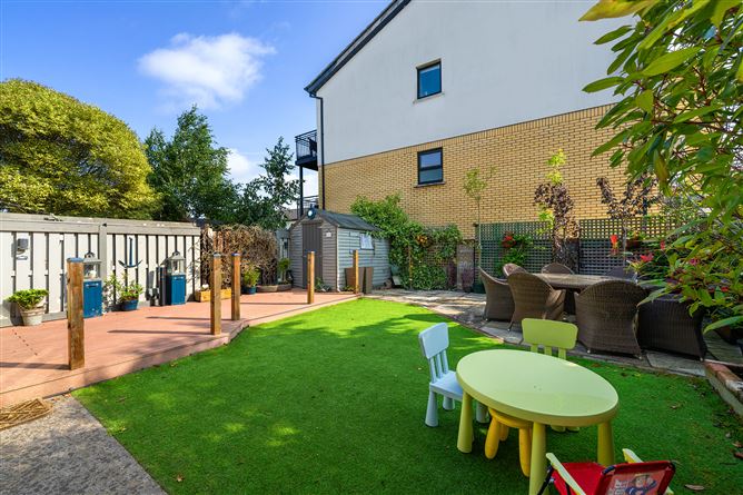 1 Blackthorn Hill Crescent, Rathcoole, Co. Dublin