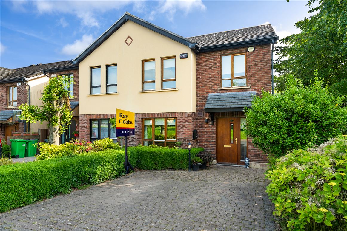 1 Blackthorn Hill Crescent, Rathcoole, Co. Dublin