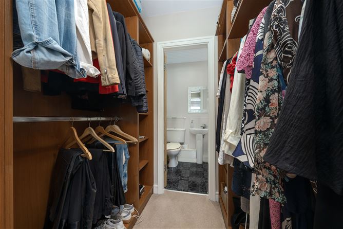 1 Blackthorn Hill Crescent, Rathcoole, Co. Dublin