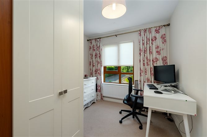 1 Blackthorn Hill Crescent, Rathcoole, Co. Dublin