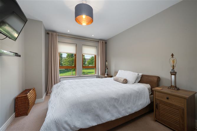 1 Blackthorn Hill Crescent, Rathcoole, Co. Dublin