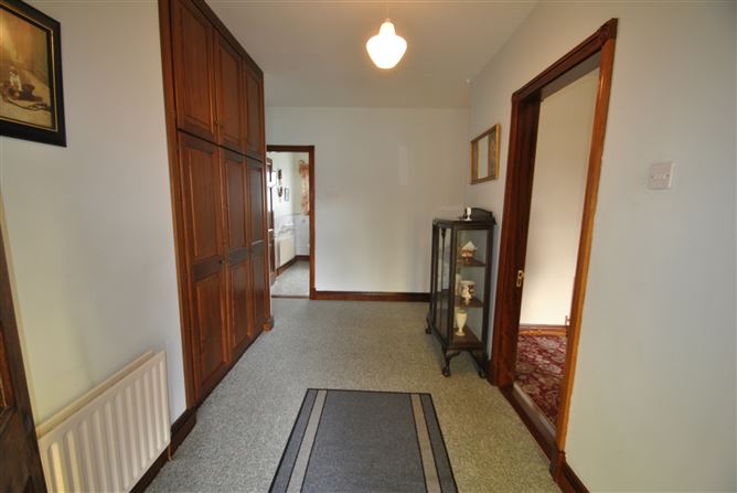 The Arches, Birr Road, Shinrone, Birr, Co. Offaly
