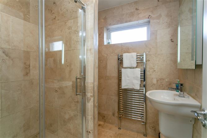 76 Marsham Court, Stillorgan, Co. Dublin