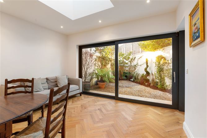 4 Lynwood, Silchester Park, Glenageary, Co. Dublin