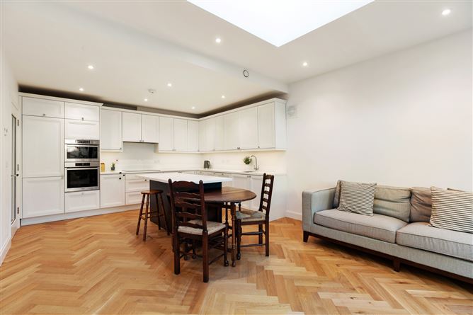 4 Lynwood, Silchester Park, Glenageary, Co. Dublin