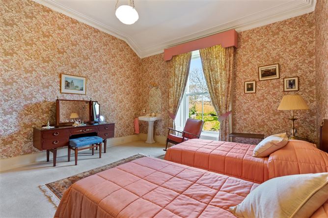 Abbeylands East, Military Road, Killiney, Co. Dublin