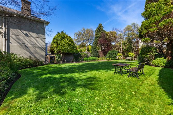 Abbeylands East, Military Road, Killiney, Co. Dublin