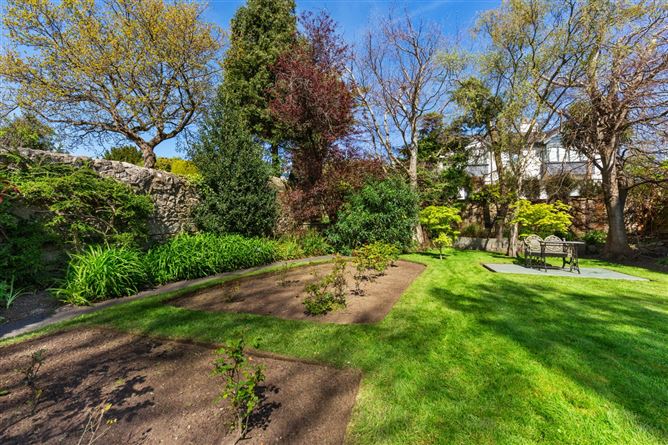 Abbeylands East, Military Road, Killiney, Co. Dublin