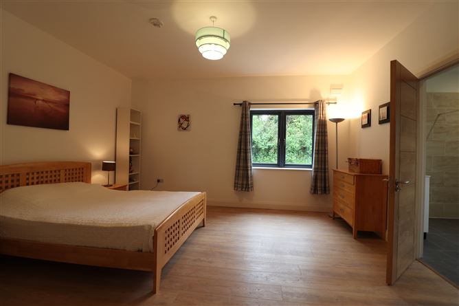 Castlebank, Ardnacrusha, Clare