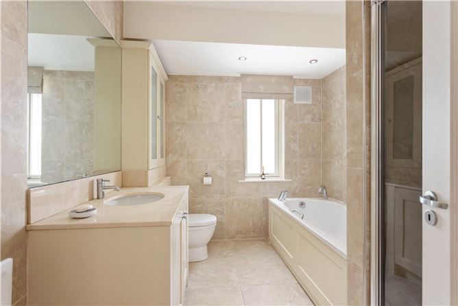 12 Flemingstown Park, Churchtown, Dublin 14