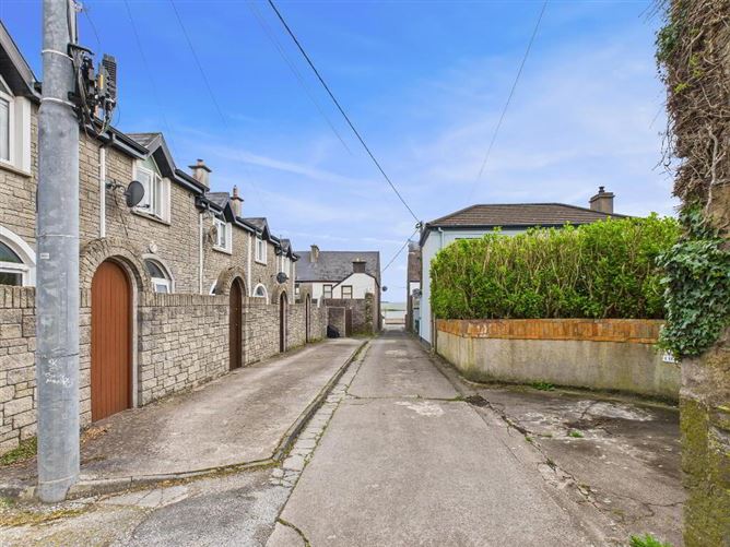 2 Bath Street, Dungarvan, Waterford