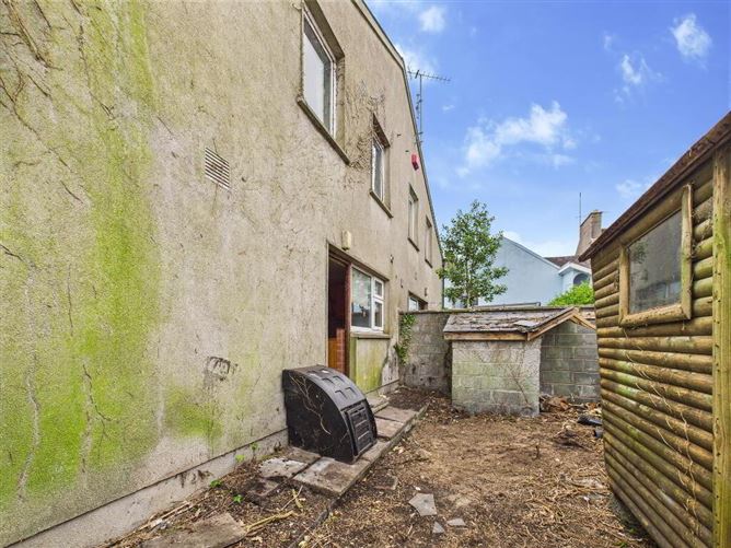 2 Bath Street, Dungarvan, Waterford