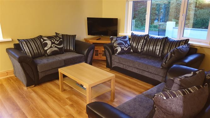 Reed Warbler Cottage,Vacation Rental in Mayo, Ireland